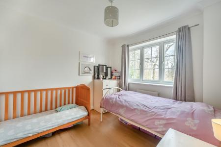 8681013-interior16.jpg