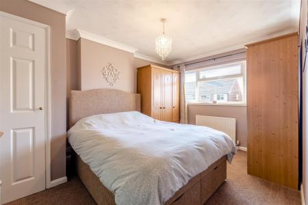 8682876-interior20.jpg
