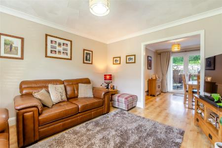 8682876-interior07.jpg