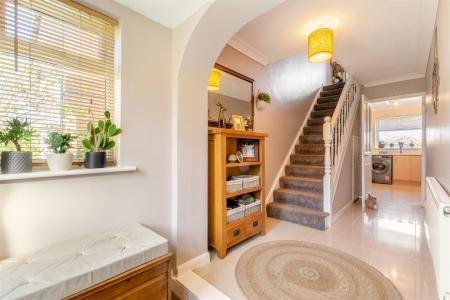 8682876-interior15.jpg