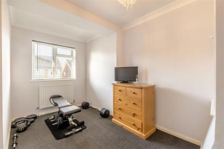 8682876-interior21.jpg