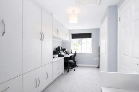 Bedroom 5.png