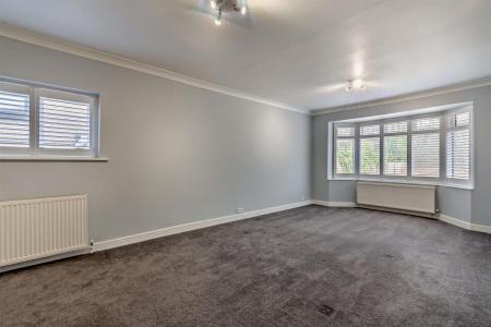8588881-interior15-800.jpg