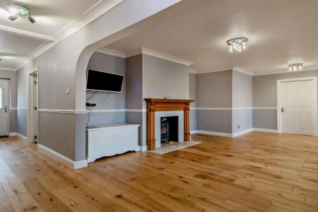 8588881-interior03-800.jpg