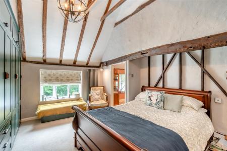 8654185-interior22.jpg