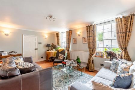 8654185-interior13.jpg