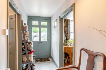 8654185-interior12.jpg