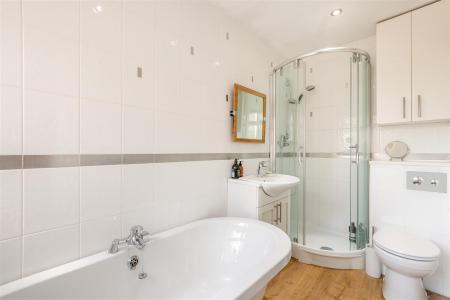 8694112-interior15.jpg