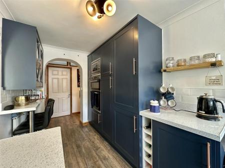 Kitchen 3.jpg