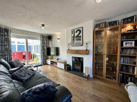 Living Room.jpg