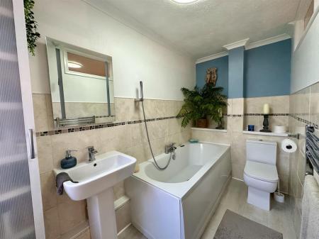 Bathroom.jpg
