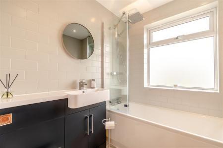 8700618-interior10.jpg