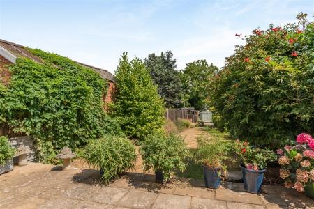 8700618-exterior10.jpg