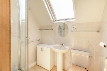 8701766-interior14.jpg