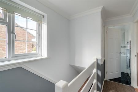 8703167-interior18.jpg