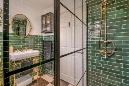 First Floor Bathroom