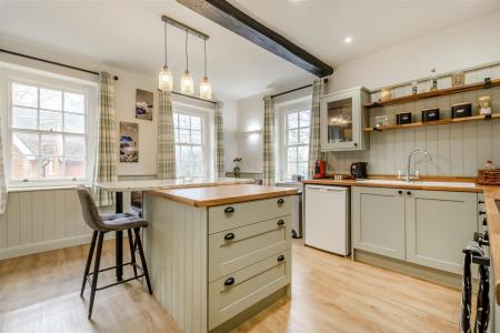 Lounge/Kitchen/Dining Area