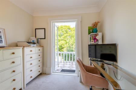 Bedroom/Study