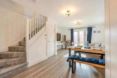 Lounge/Kitchen/Dining Area