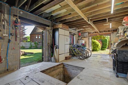 Tandem Garage