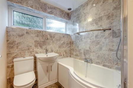 8690525-interior16.jpg