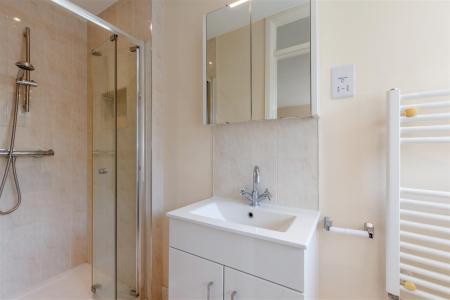 8690525-interior12.jpg