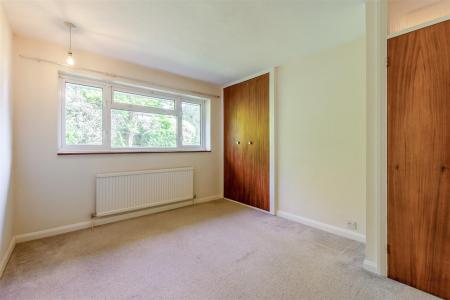 8690525-interior17.jpg