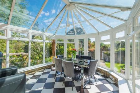 Dining Room/Conservatory