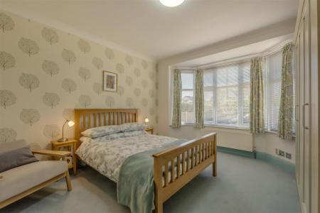 8689855-interior17.jpg