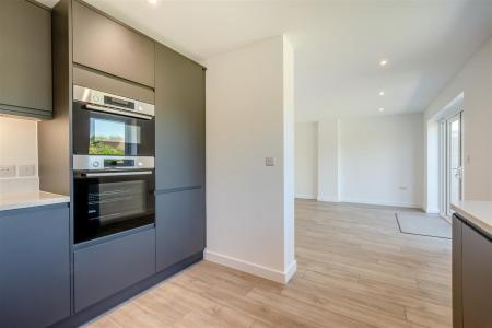 Lounge/Kitchen