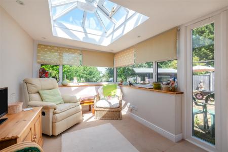 Family Room/Sun Room