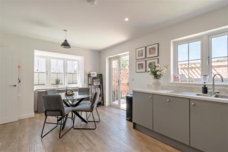 Kitchen/Dining Room