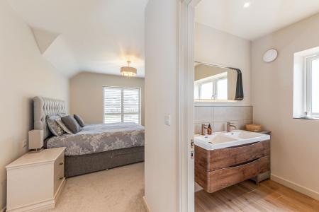 BEDROOM ONE/ENSUITE
