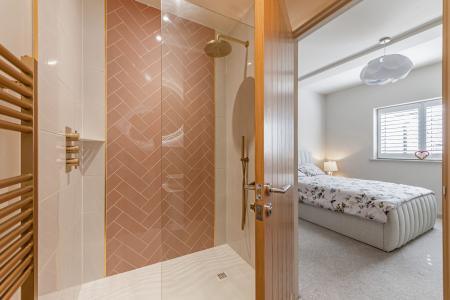 BEDROOM TWO/ENSUITE