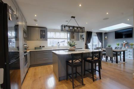KITCHEN/DINER