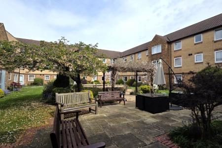 COMMUNAL GARDEN