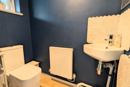 CLOAKROOM