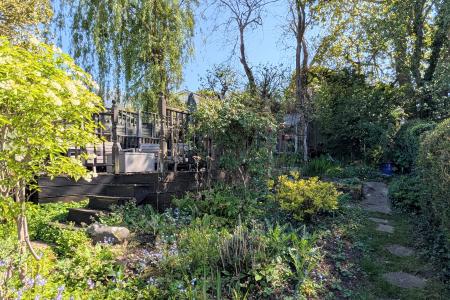GARDEN