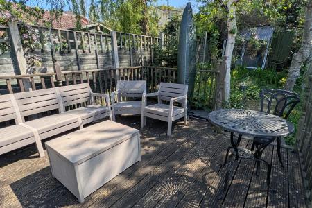DECKING