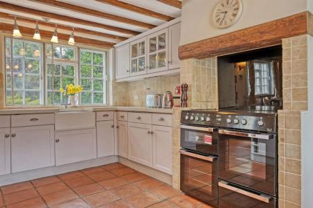 img_9929_10 copy 2.jpg