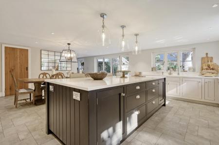 img_9076_54 copy 2.jpg