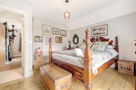 img_0103_21 copy 2dp.jpg