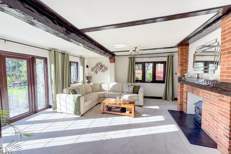 Hill View Road, Wraysbury, Berkshire