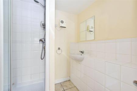 Ensuite To Bedroom 1