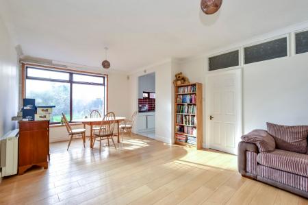 ANNEXE: LIVING-DINING ROOM