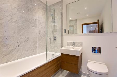 Family bathroom