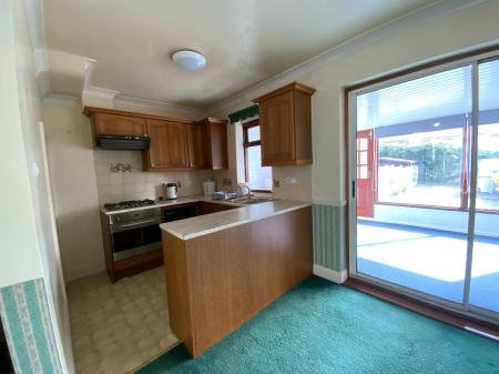 KITCHEN 7'5 x 7'5