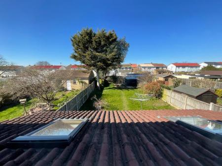 REAR GARDEN approx 70ft