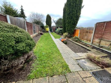 REAR GARDEN approx 70ft