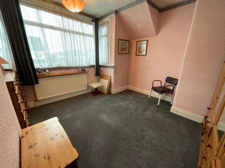 BEDROOM ONE 12'3 x 11'10